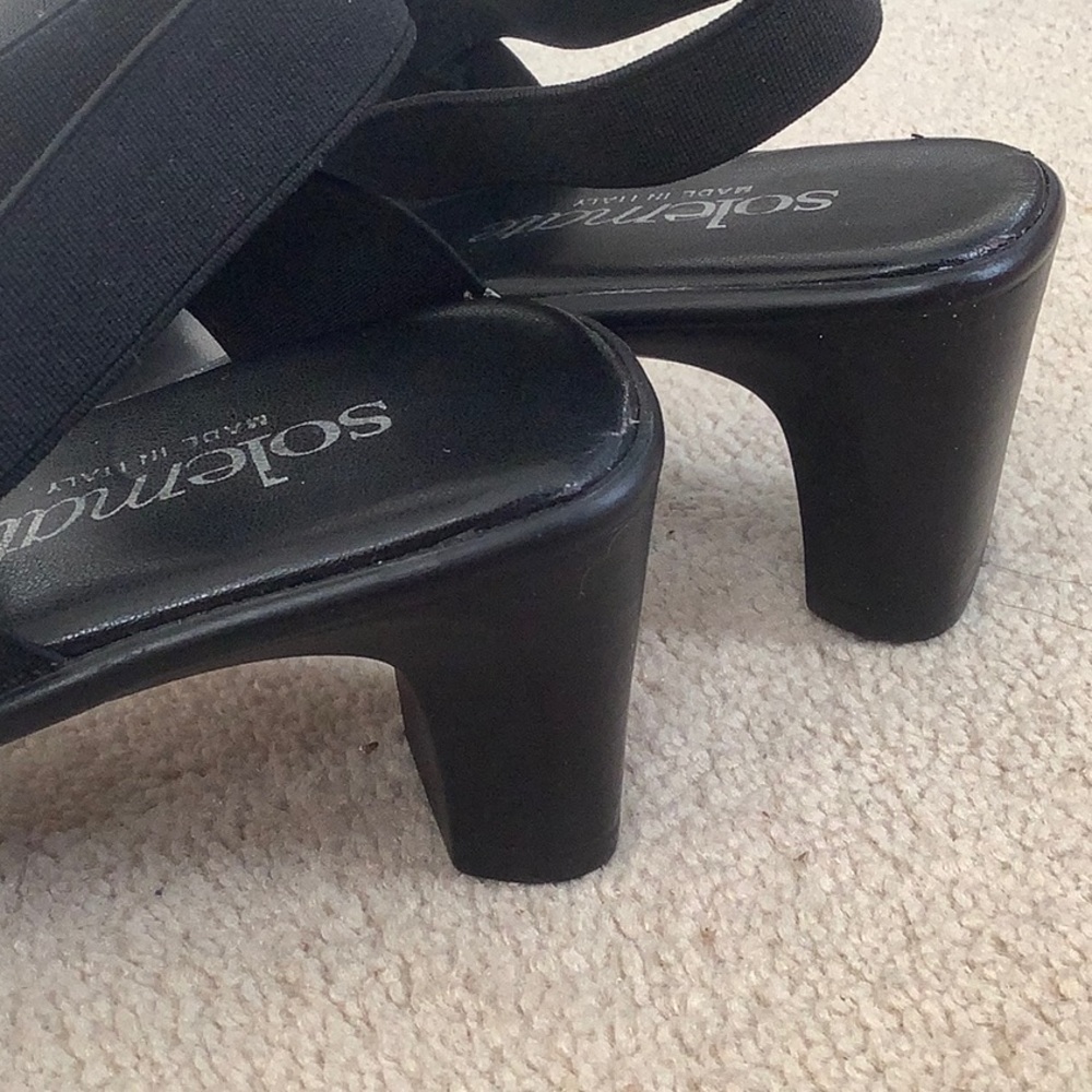 Black heels - Picture 7 of 10